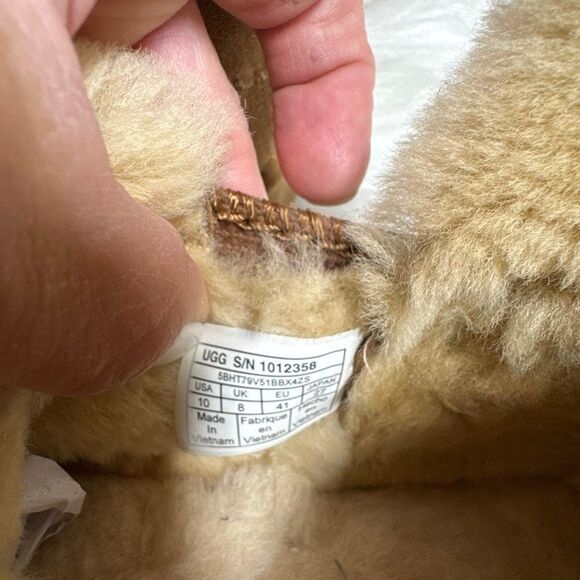 Ugg McKay Classic Ankle Bootie Chestnut  Size 10 - Picture 9 of 10